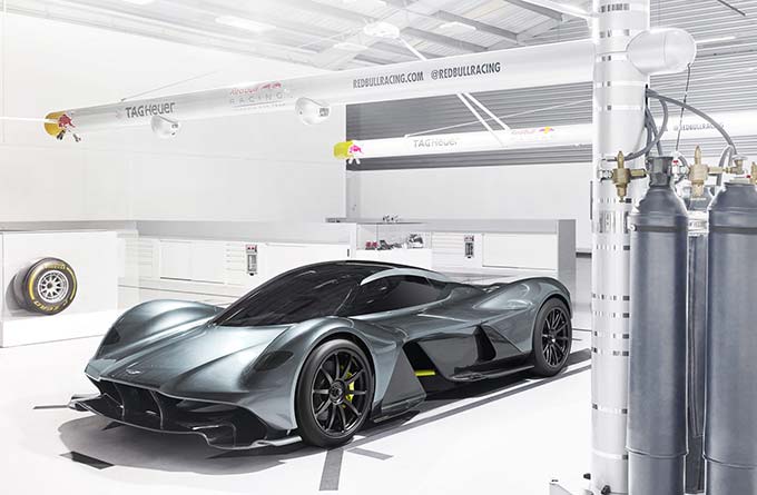 Adrian Newey et Aston Martin révèlent