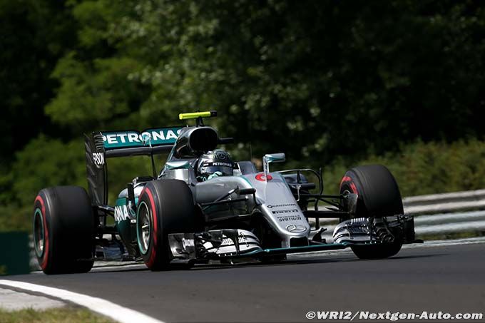 Hungaroring, L2 : Rosberg en tête, (...)
