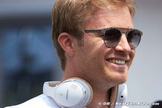 Villeneuve tips Rosberg for 2016 title
