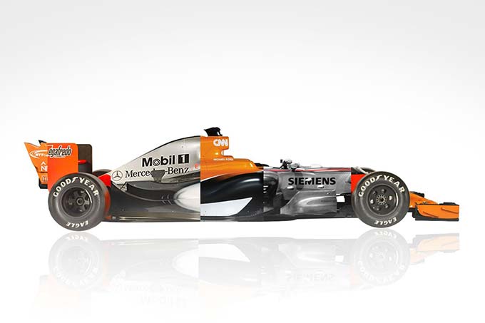 McLaren.... Mercedes... met le feu (...)