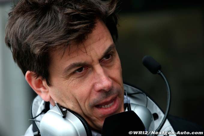 Wolff hits back at Marko over 'styl