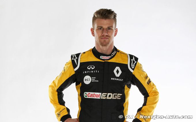 Renault wants to halve gap to top teams