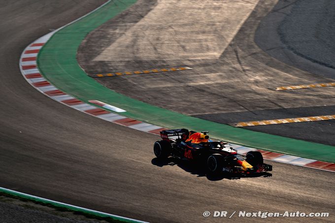 Barcelona II, day 2: Ricciardo on (...)