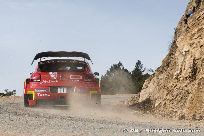 The Citroën C3 WRCs finish on a (...)