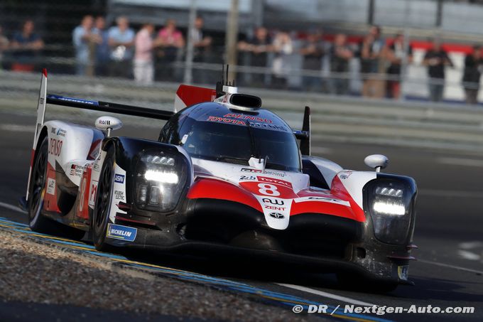 24h du Mans, H+17 : La Toyota n°8 (...)