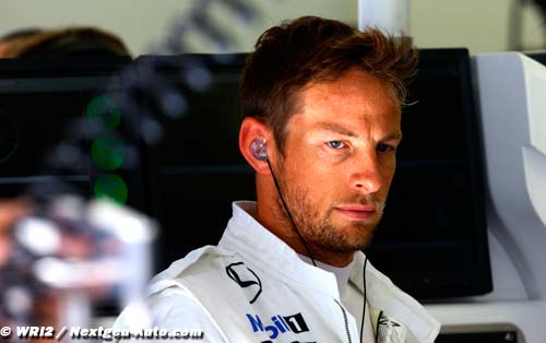 Button : Mercedes est trop loin (...)