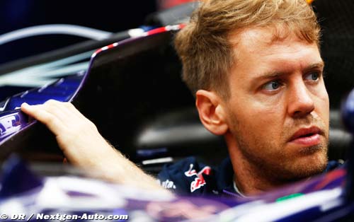 Vettel admits 'struggling' to