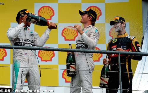 Rosberg 'has given up' (...)
