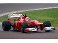 Vettel completes first Ferrari test