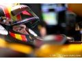Sainz fends off 2019 Red Bull switch rumours
