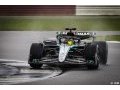 Photos - La Mercedes F1 W15 en piste à Silverstone